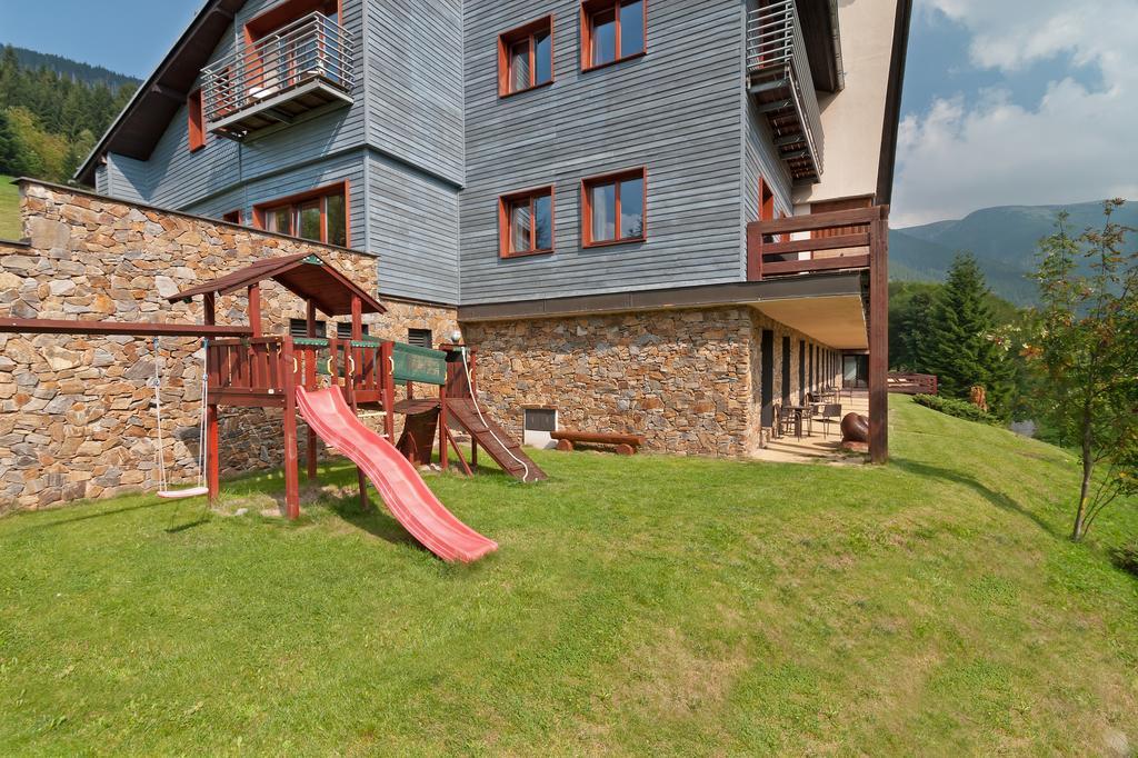 Hotel Adam Špindlerŭv Mlýn Eksteriør bilde