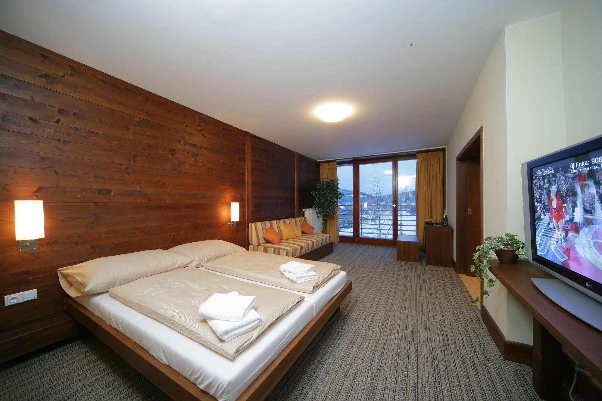 Hotel Adam Špindlerŭv Mlýn Eksteriør bilde